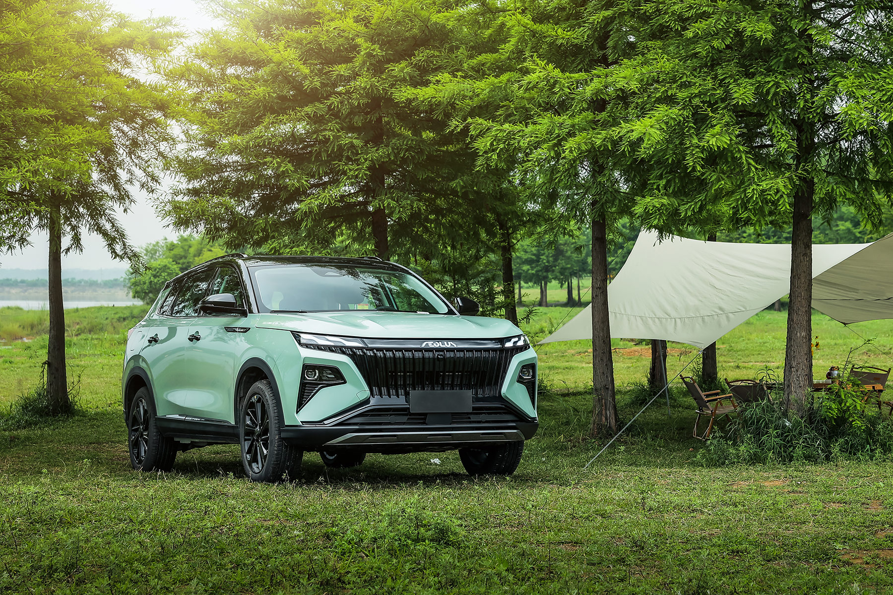  Huge